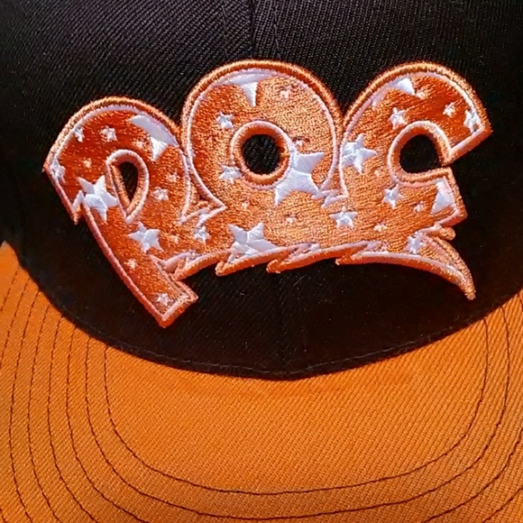 Rocawear Fitted Cap - Picture 2 of 8